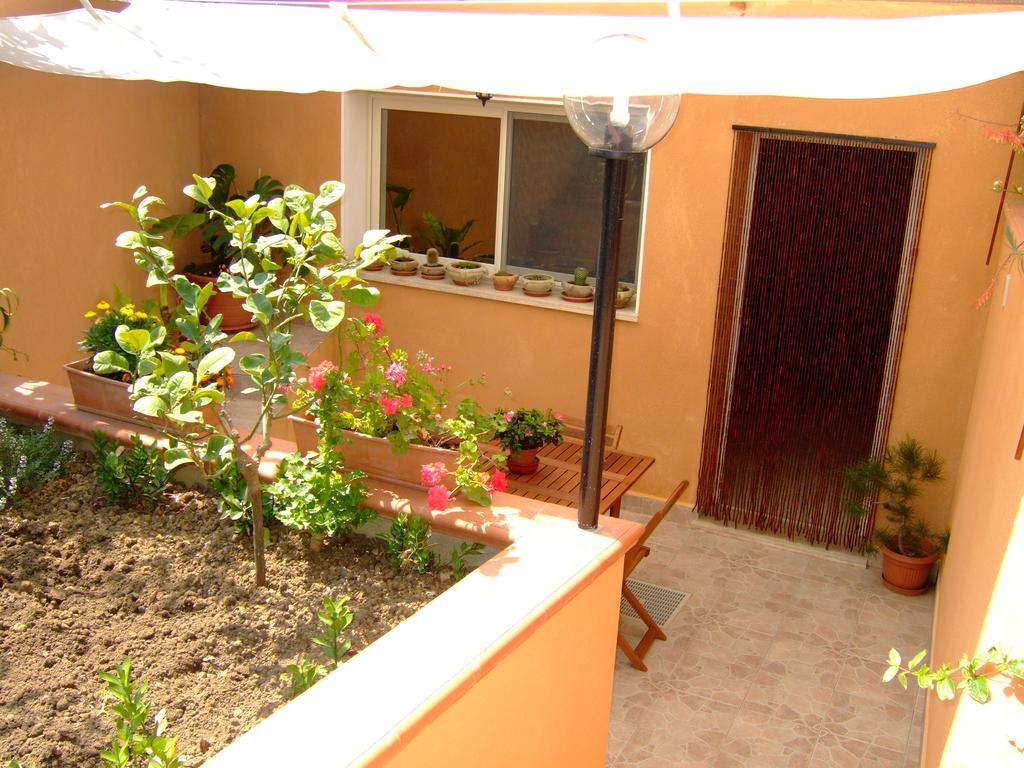 Terrazza Mimosa Apartment Чефалу Екстериор снимка