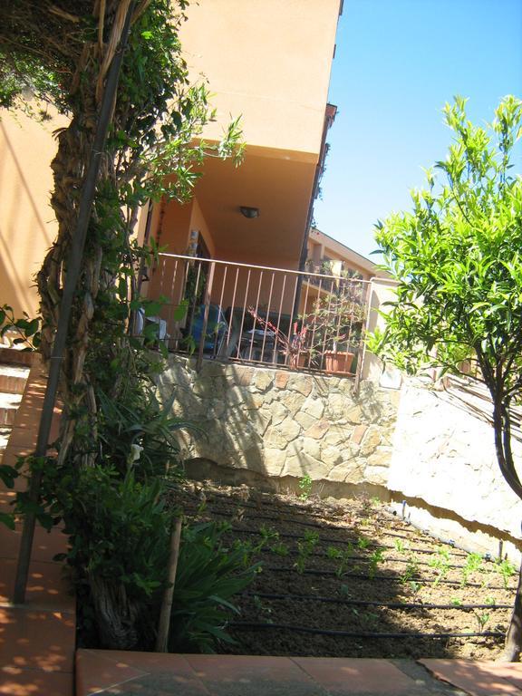 Terrazza Mimosa Apartment Чефалу Екстериор снимка